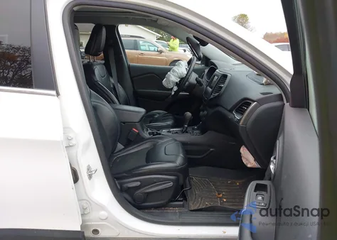 2019 Jeep Cherokee Latitude Plus 4X4 из США, поврежденный, VIN 1C4PJMLX1KD135236